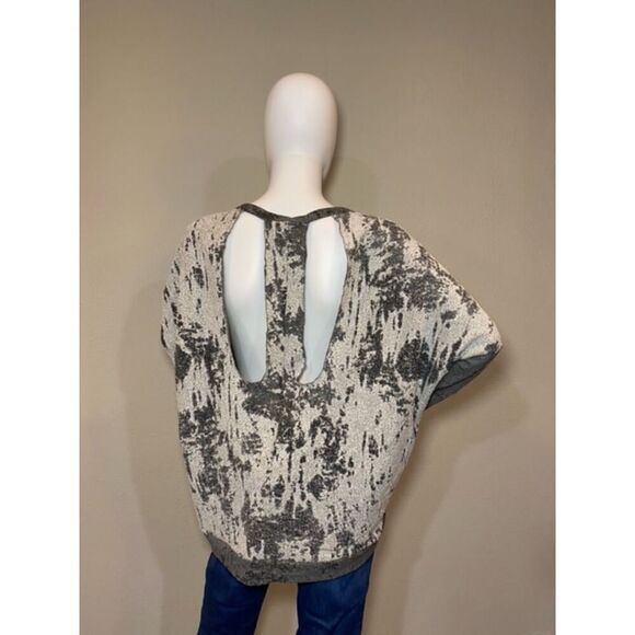 Chaser Women's Burnout Top w/ Back Cutout Gray French Terry NWT Sz Small - Picture 2 of 7